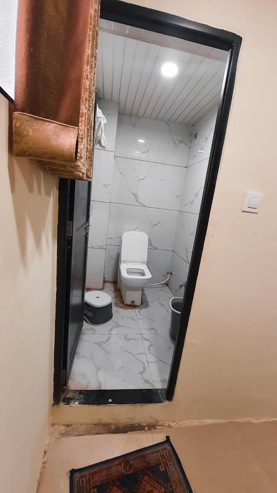 Green Leaf Hotel Uddzsaín Kültér fotó